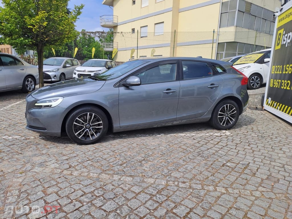Volvo V40 2.0 D3 Momentum