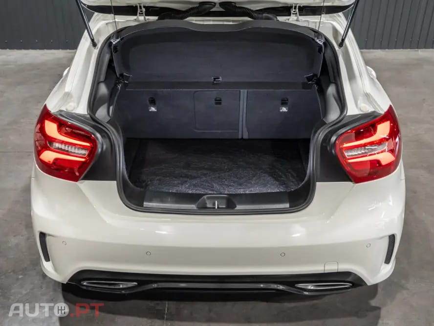 Mercedes-Benz A 180 AMG Line