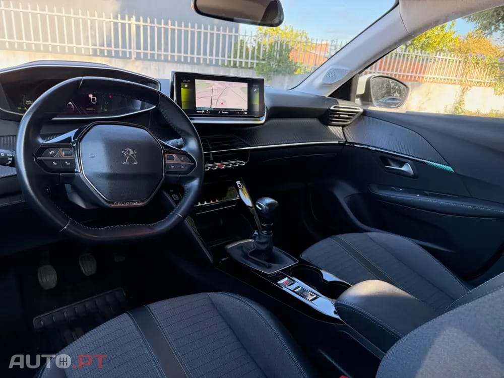 Peugeot 208 1.2 PureTech Allure Pack