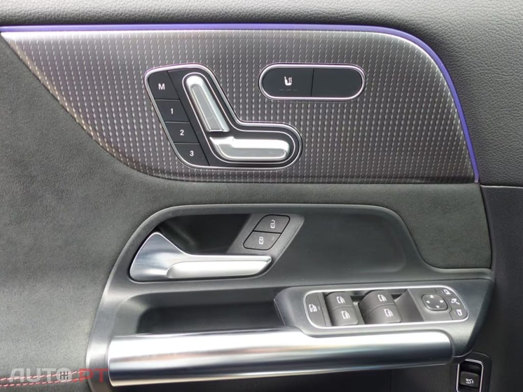 Mercedes-Benz EQA 250 AMG PLUS DISTRONIC I.V.A DEDUTIVEL