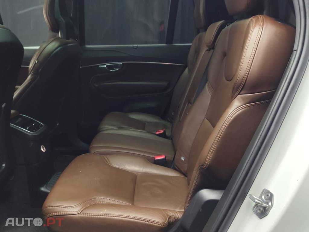 Volvo XC 90 2.0 T8 PHEV Inscription AWD — fotografia 11