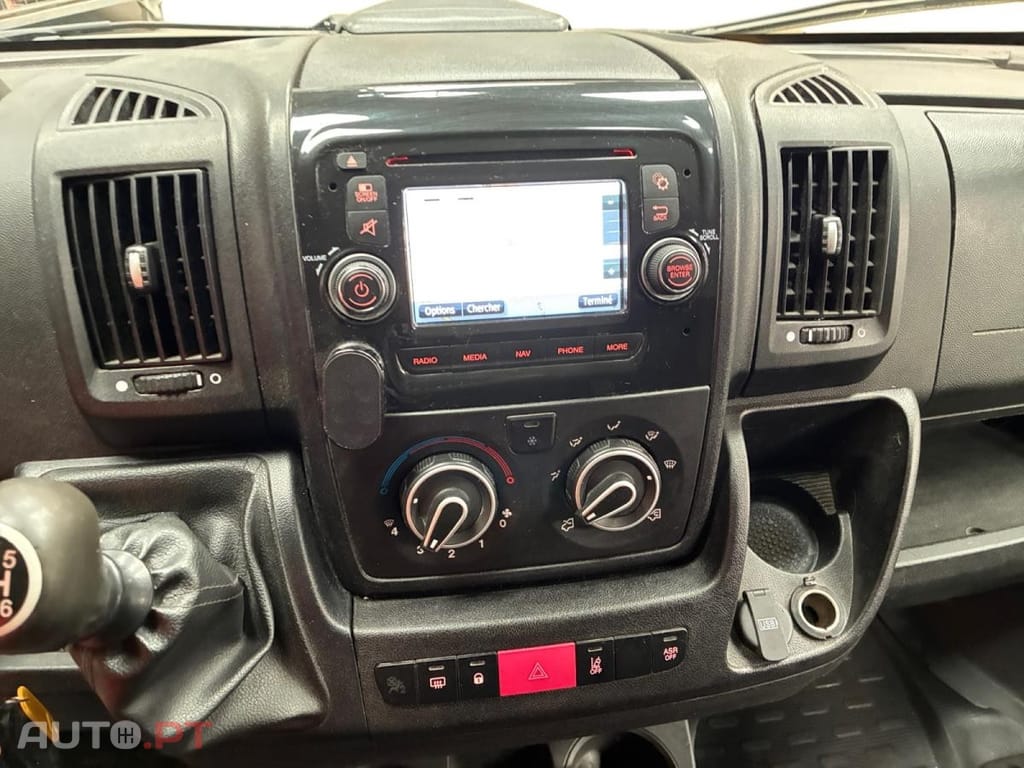 Peugeot Boxer 2.0 BlueHDi 330 L2H2 Premium