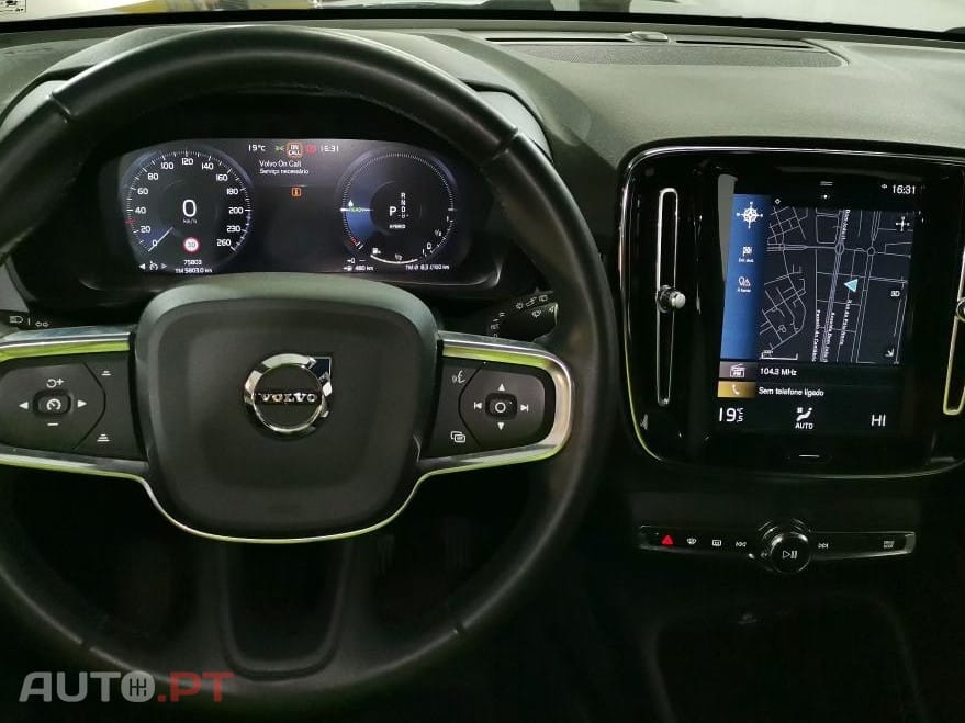 Volvo XC40 1.5 T5 PHEV INSCRIPTION EXPRESSION 262 CV