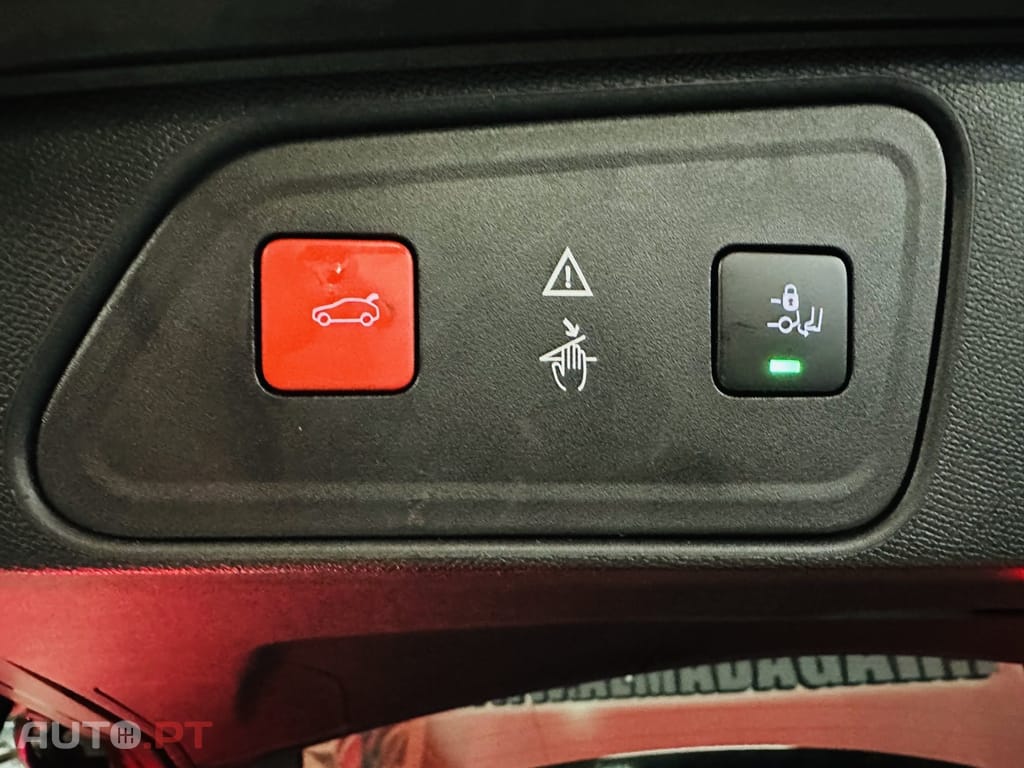 Peugeot 3008 1.2 PureTech Allure EAT8