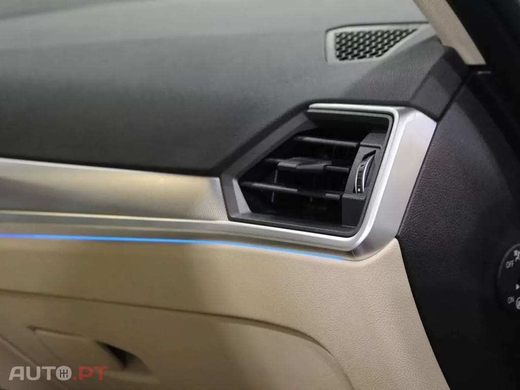 BMW 330 e Line Sport Auto