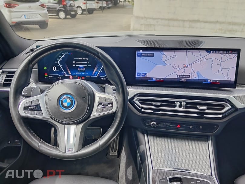 BMW 330 e Touring Pack M Auto