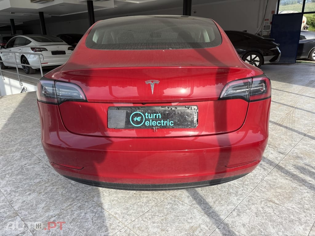 Tesla Model 3 Standard Range Plus RWD