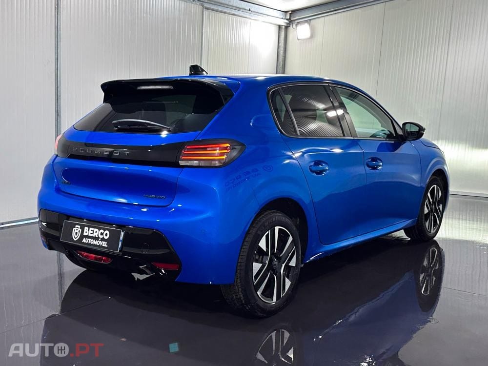 Peugeot 208 1.2 Hybrid Allure e-DCS6