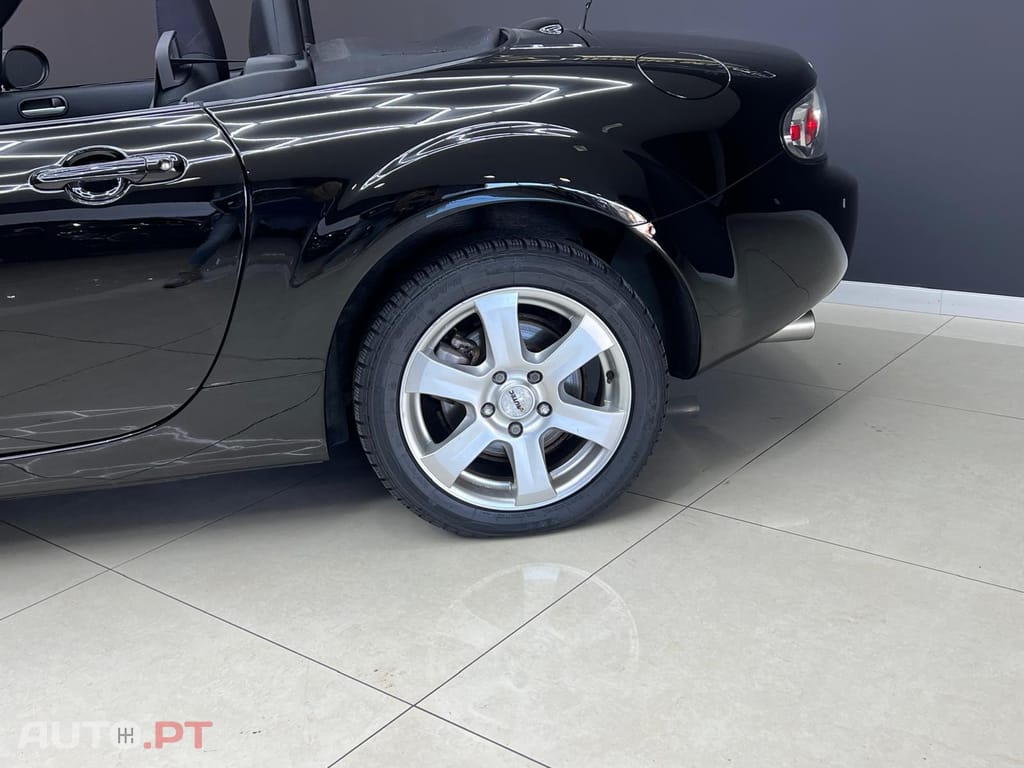 Mazda MX-5 1.8 MZR Emotion