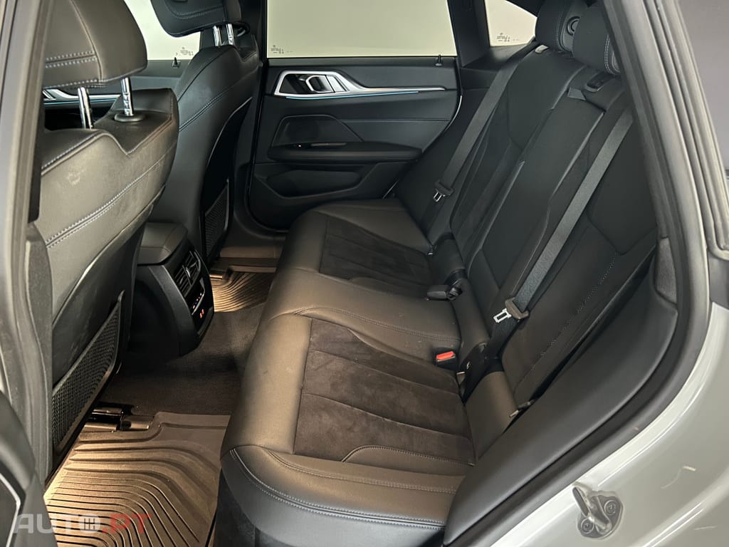 BMW i4 eDrive35 Pack Desportivo M