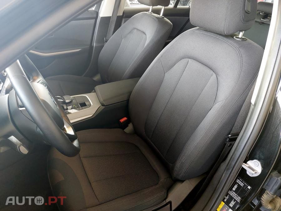 BMW 330 e Auto