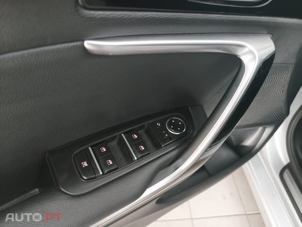 Kia Ceed SW 1.6 GDi PHEV Tech 6DCT