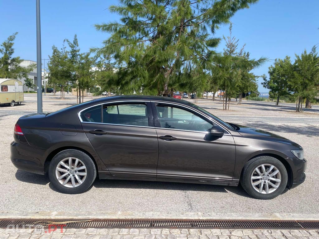Volkswagen Passat Confortline
