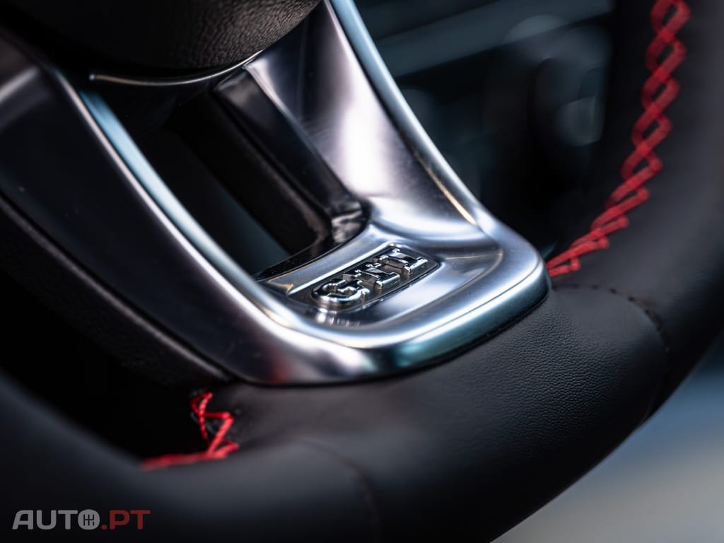 Volkswagen Golf 2.0 TSi GTi DSG Performance