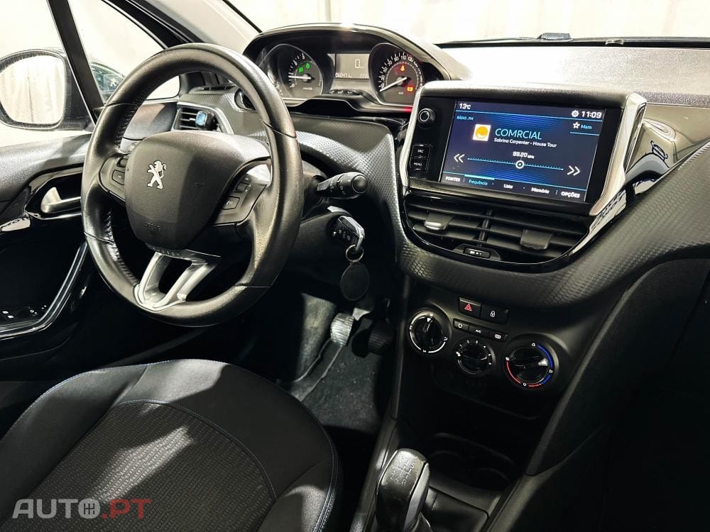 Peugeot 208 1.2 PureTech Allure