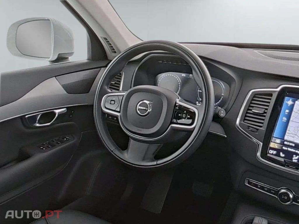 Volvo XC90 T8 AWD Inscription Expression 
