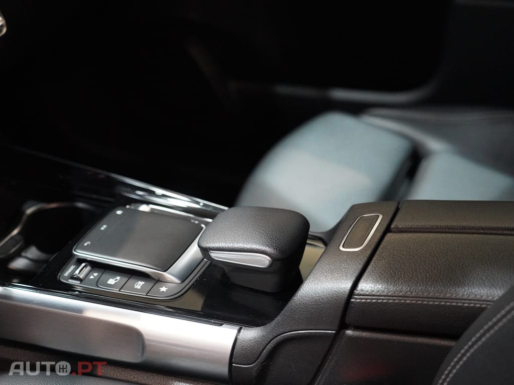 Mercedes-Benz GLB 200 d DCT