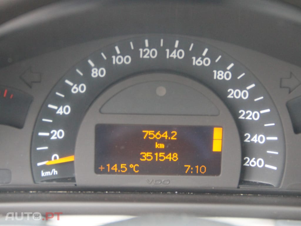 Mercedes-Benz C 220 Outro