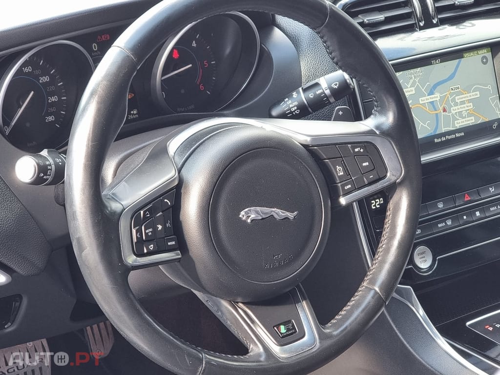 Jaguar XE 2.0 D R-Sport Aut.