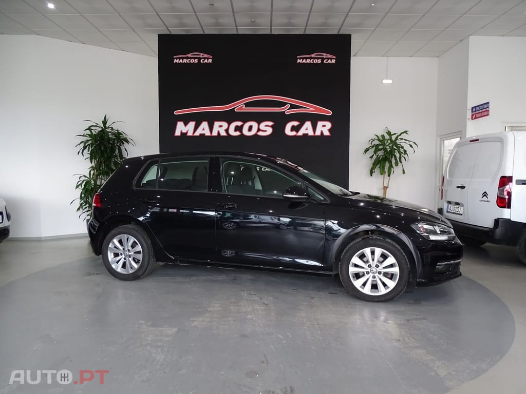 Volkswagen Golf 1.0 TSI Confortline