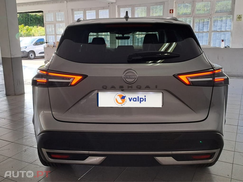 Nissan Qashqai 1.3 DIG-T N-Connecta LED