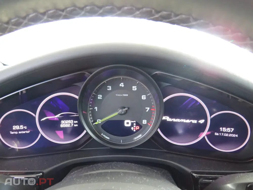 Porsche Panamera 4 E-Hybrid