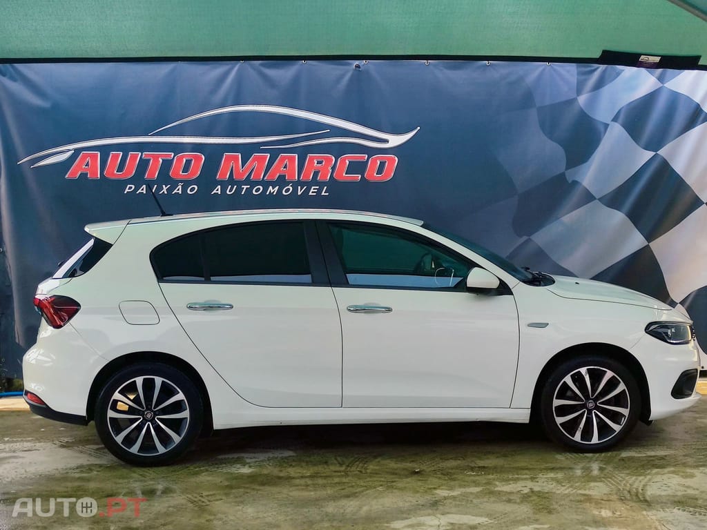 Fiat Tipo Lounge Tech