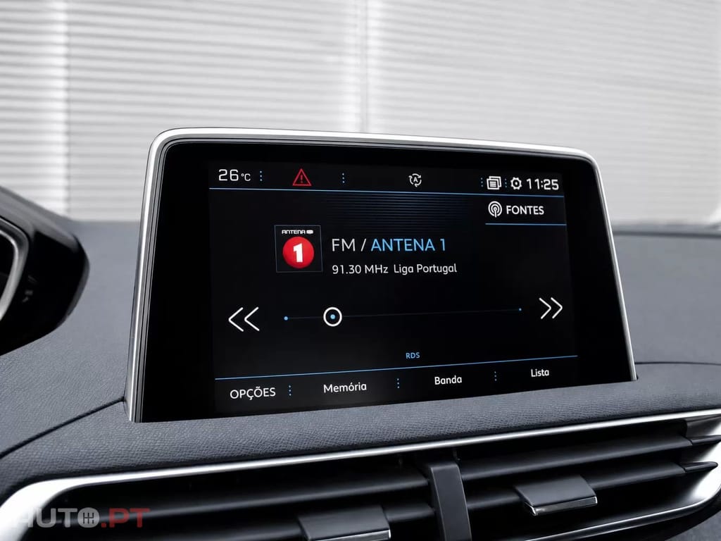 Peugeot 5008 1.6 BlueHDi Allure J17 — fotografia 16