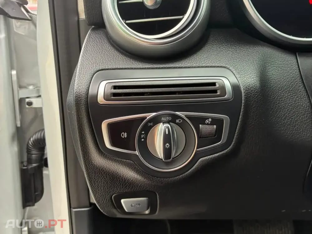 Mercedes-Benz C 300 de Avantgarde