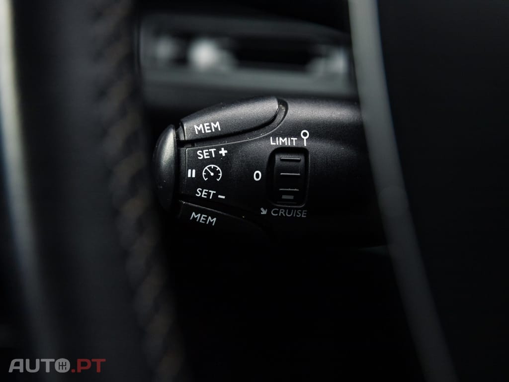 Peugeot 5008 1.5 BlueHDi Allure