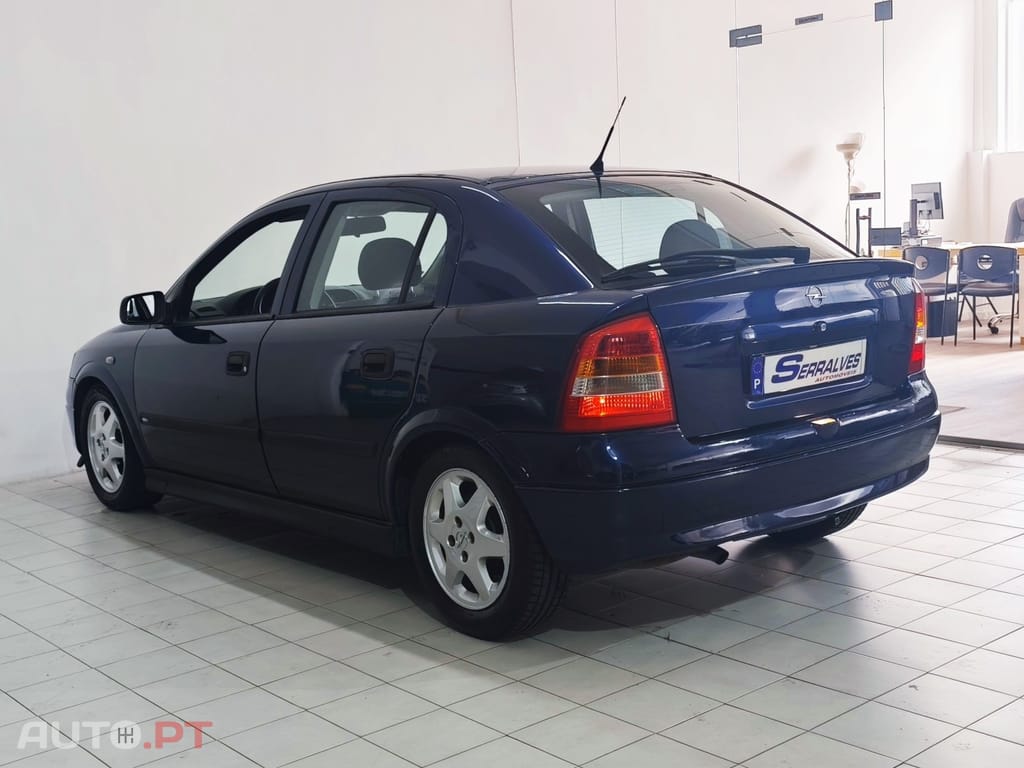 Opel Astra 1.4 Club