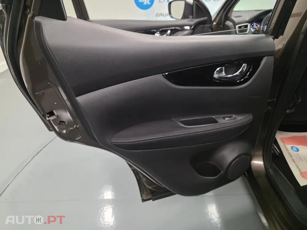 Nissan Qashqai 1.5 dCi N-Connecta Led
