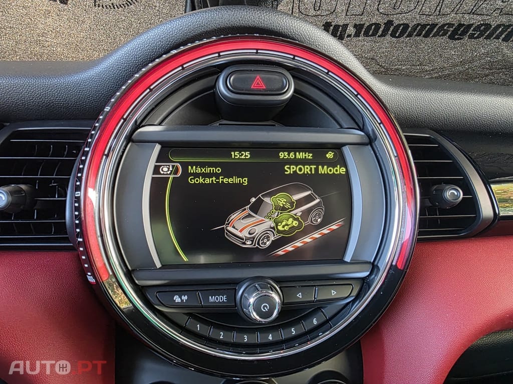 MINI Cooper John Cooper Works