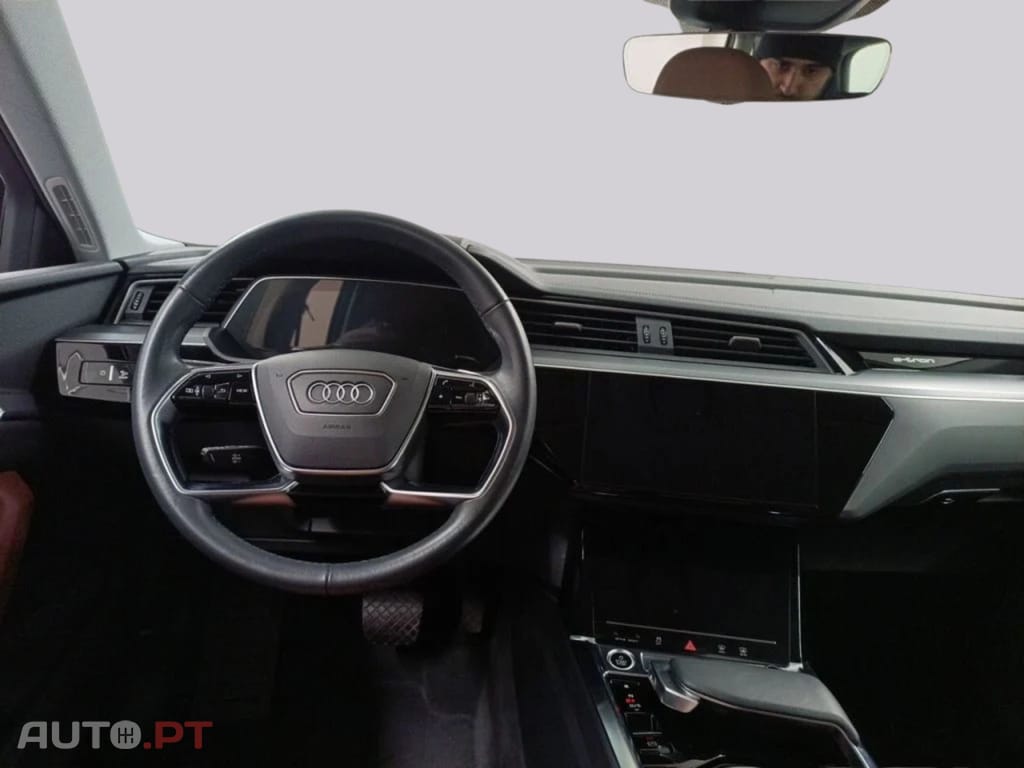 Audi E-Tron 55 Quattro Advanced