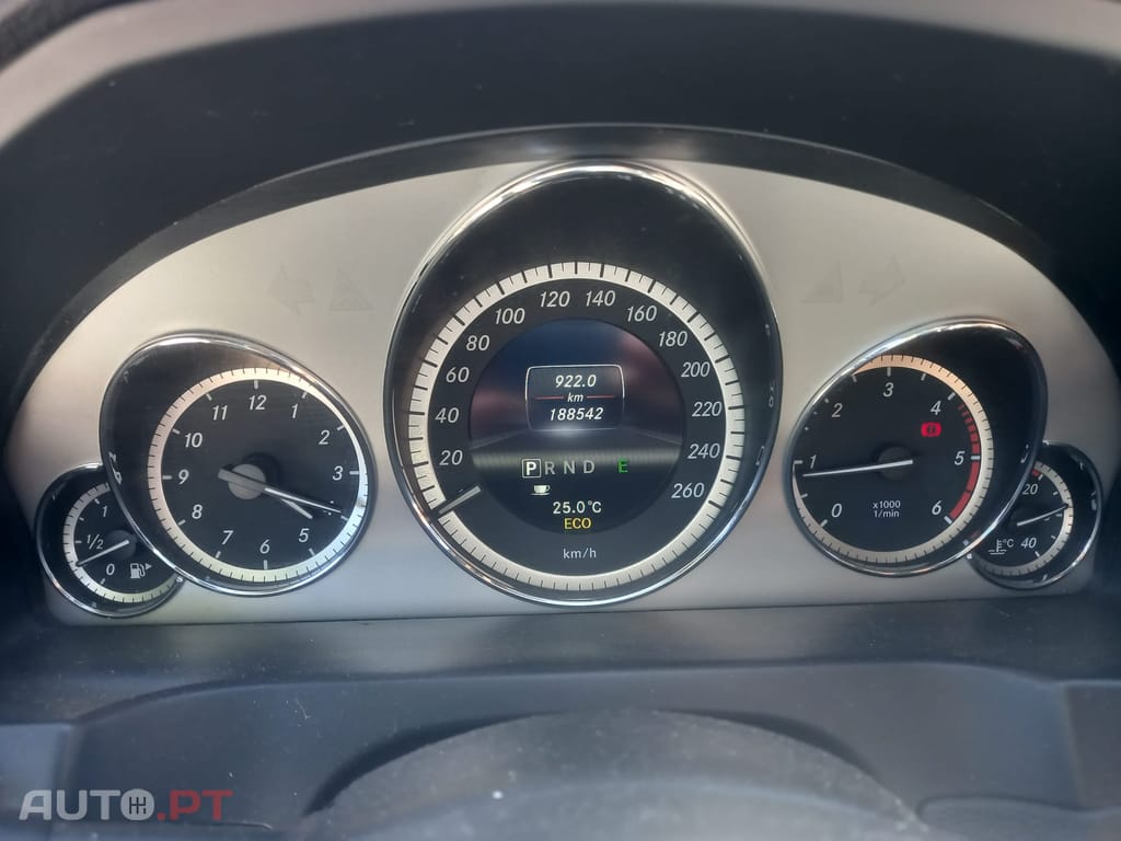 Mercedes-Benz E 250 Blue Efficients Dynamics