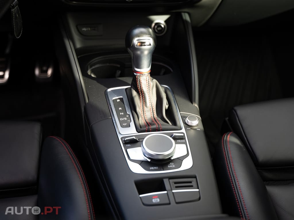 Audi S3 Sportback 2.0 TFSi quattro S tronic