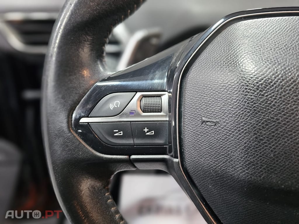 Peugeot 5008 1.5 BlueHDi Allure Pack EAT8