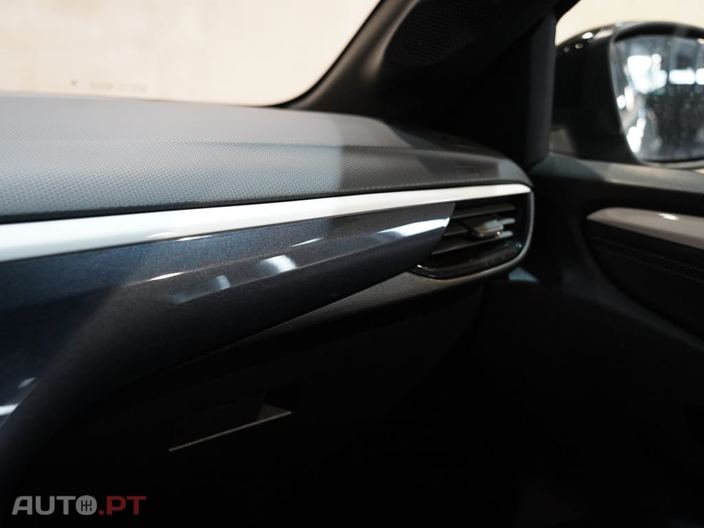 Opel Corsa 1.2 T Hybrid GS eDCT