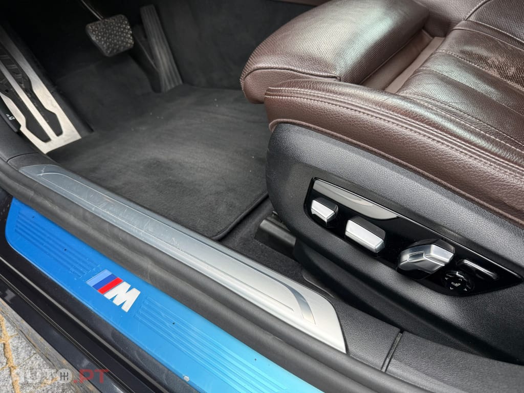 BMW 740 d xDrive Pack M Auto