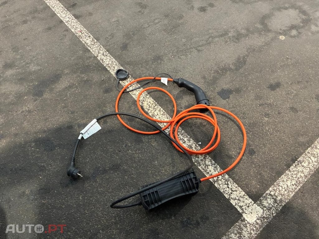 Citroen C5 Aircross 1.6 Hybrid Business e-EAT8