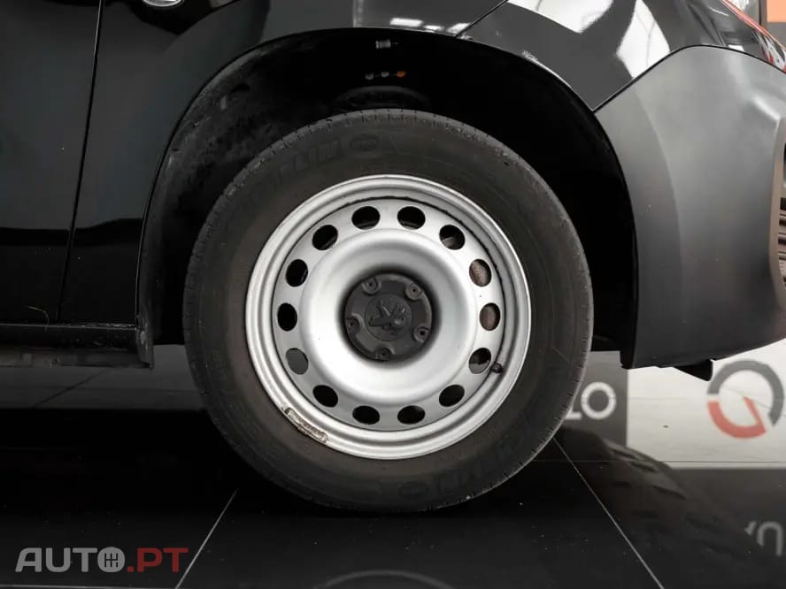 Peugeot Partner PREMIUM STANDARD 1.5 BLUEHDi