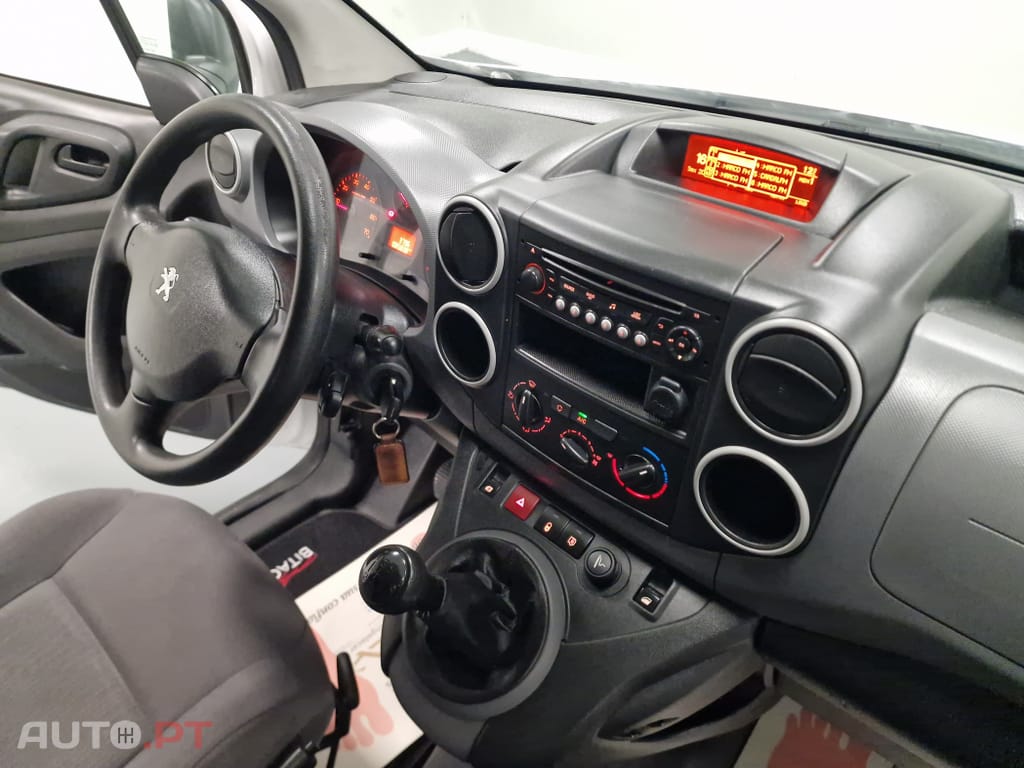 Peugeot Partner 1.6 BlueHDi L1 Premium 3L