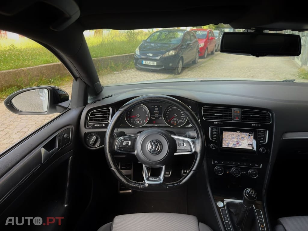 Volkswagen Golf 2.0 TDi Highline