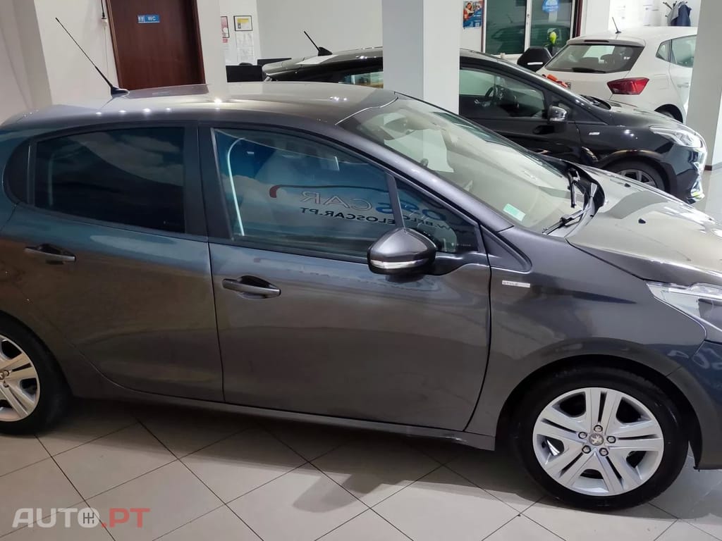Peugeot 208 1.2 PureTech Style