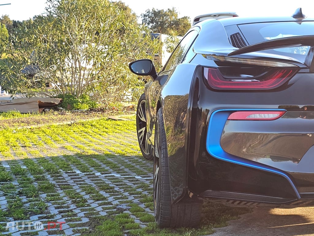 BMW i8 Standard