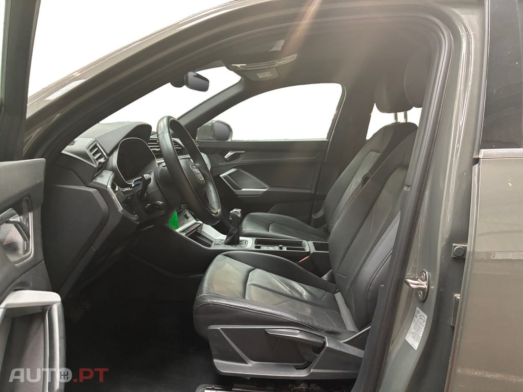 Audi Q3 45 TFSIe S tronic