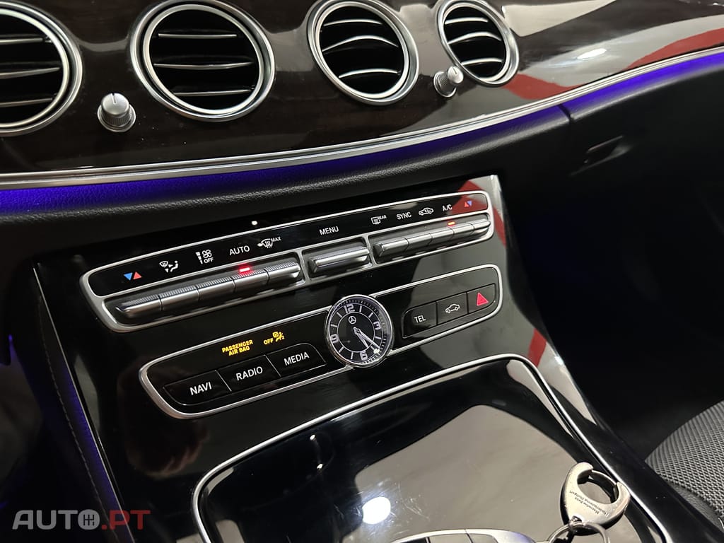 Mercedes-Benz E 220 d AMG Line