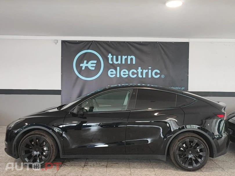 Tesla Model Y Long Range Dual Motor AWD
