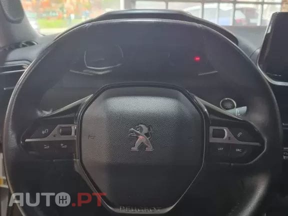 Peugeot 2008 PureTech 100 Stop&Start Allure