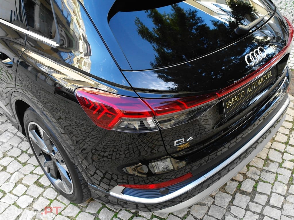 Audi Q4 E-Tron 45 82 kWh SE Business